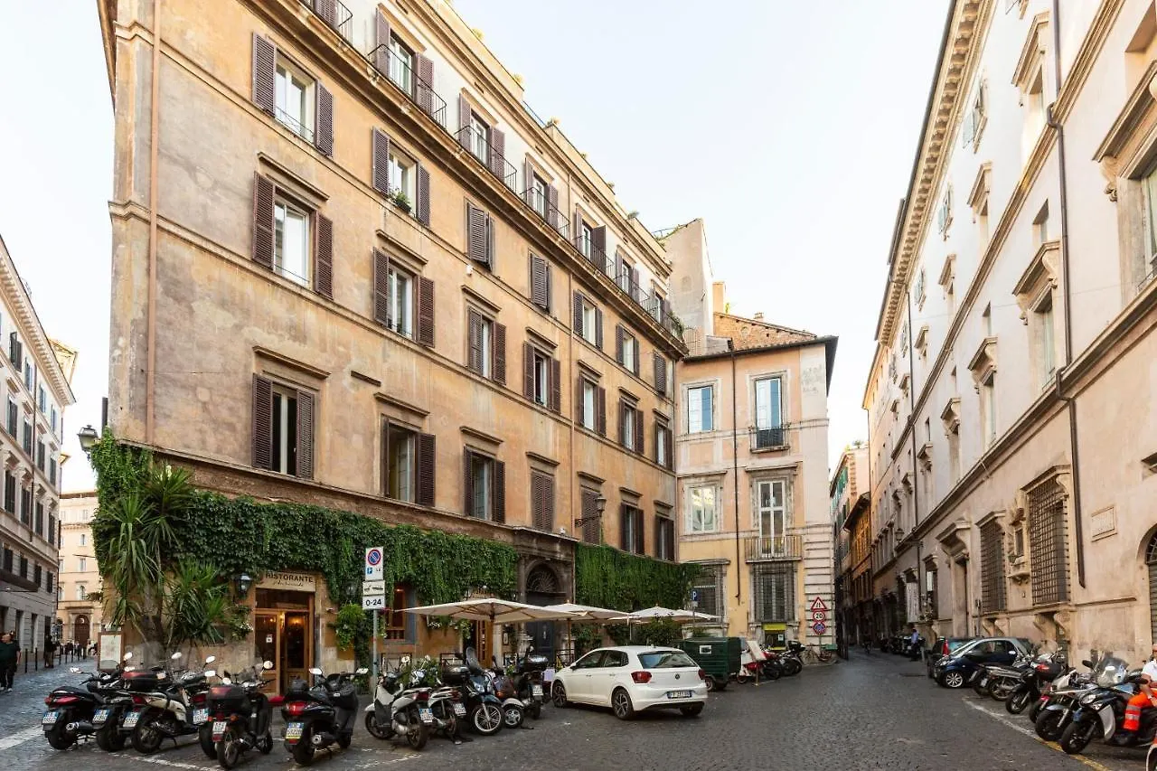 ローマPantheon Palazzo Nari #9アパートメント 0*, ローマ イタリア